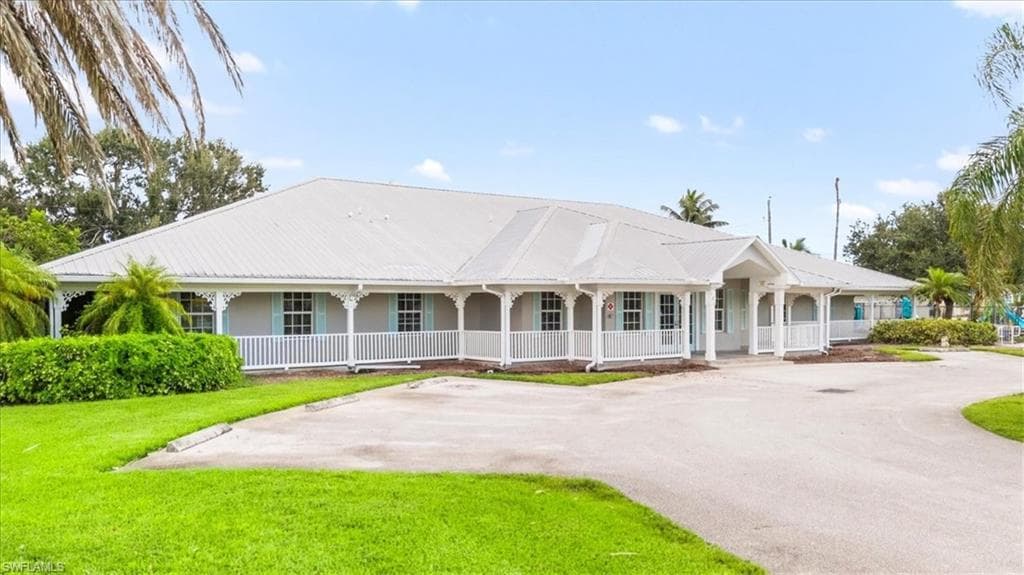 180 basilan crescent CLEWISTON, FL 33440