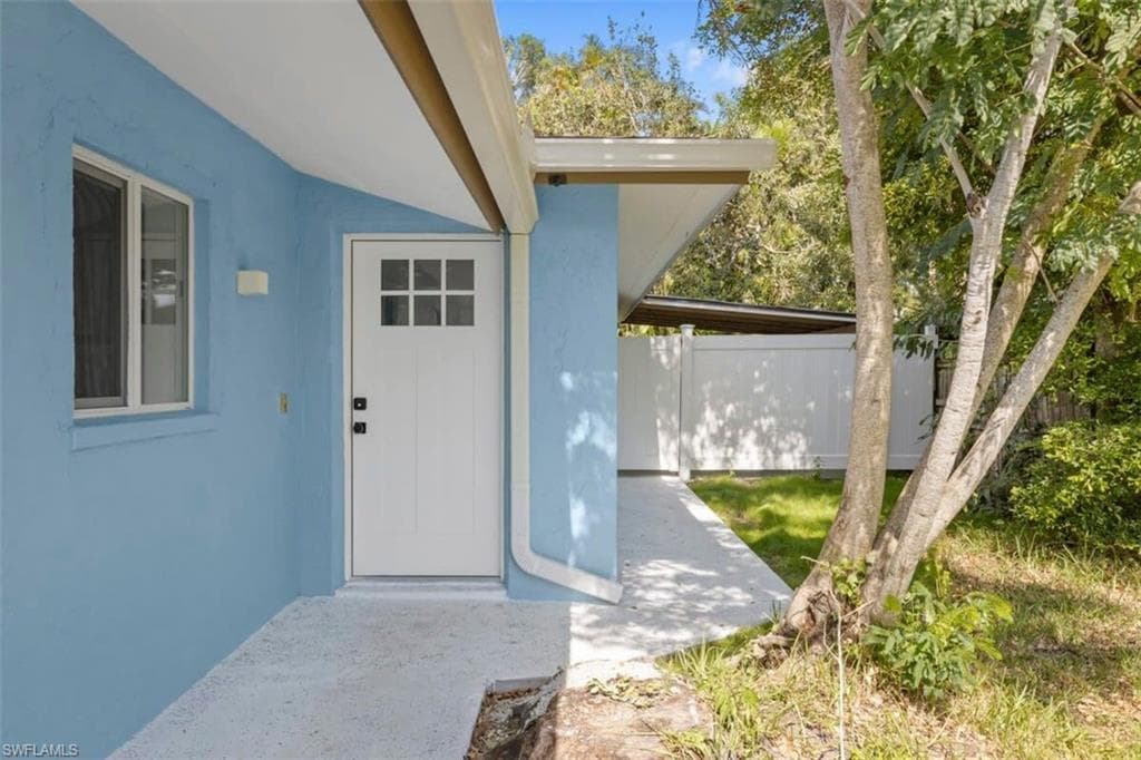 817-819 Indiana AVE FORT MYERS, FL 33908