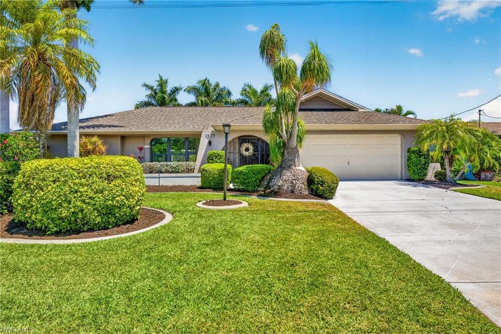 1229 El Dorado PKWY E CAPE CORAL, FL 33904
