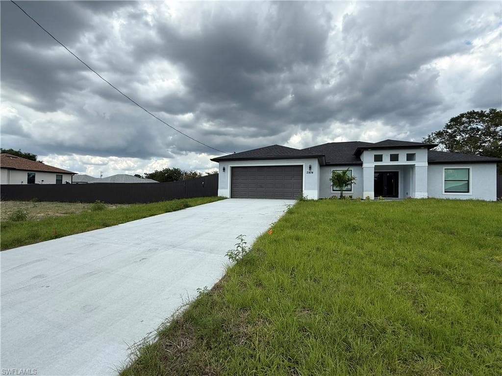 2804 46th ST SW LEHIGH ACRES, FL 33976