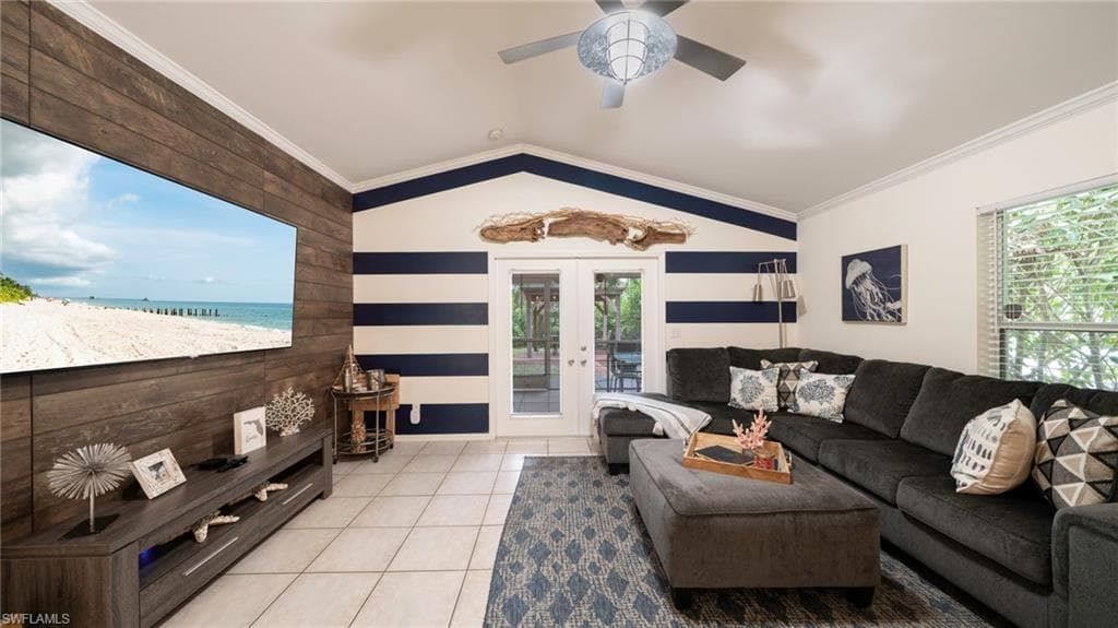 691 102nd AVE N NAPLES, FL 34108