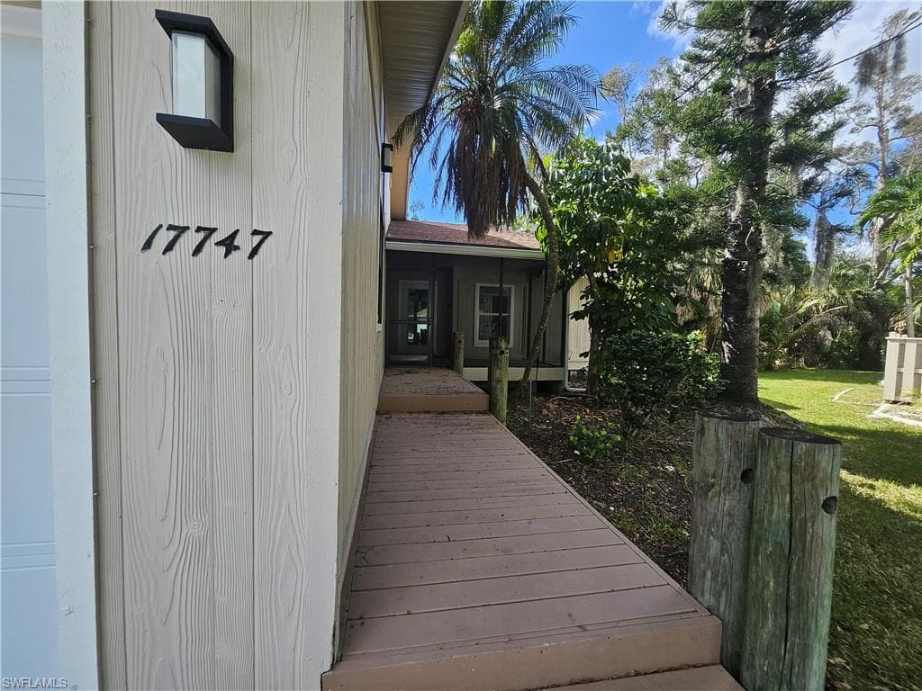 17747 port boca CT FORT MYERS, FL 33908