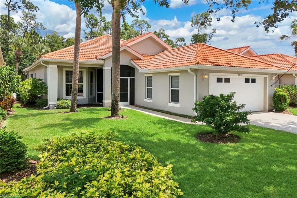 6072 Highwood Park CT NAPLES, FL 34110