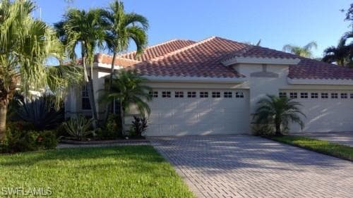 8525 Brittania DR FORT MYERS, FL 33912