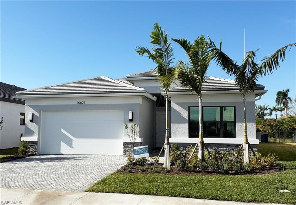 20623 Fair Oak LN ESTERO, FL 33928
