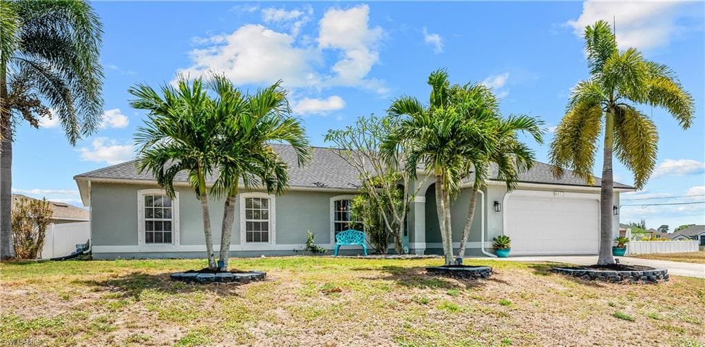 2011 NE 35th ST CAPE CORAL, FL 33909
