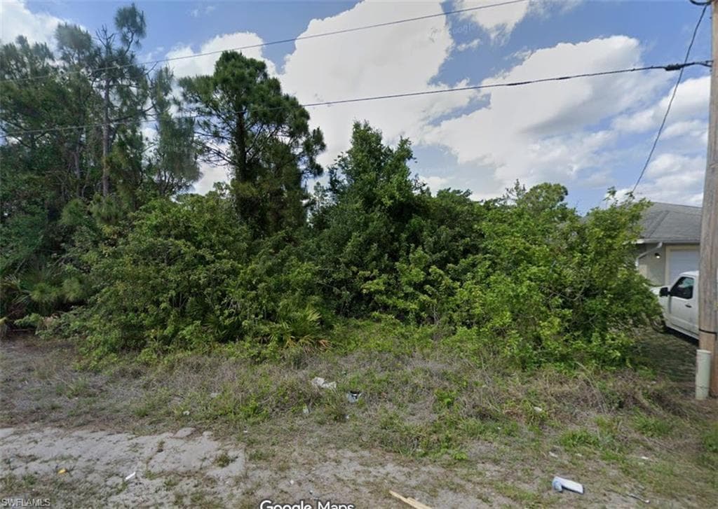 715 Little Rock ST E LEHIGH ACRES, FL 33974