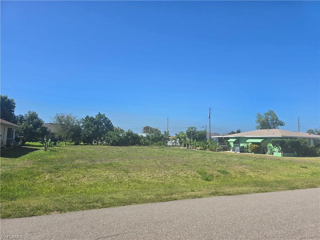 218 SE 47th ST CAPE CORAL, FL 33904