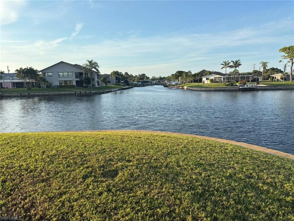 4500 SE 5th PL 106 CAPE CORAL, FL 33904