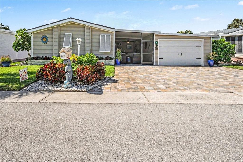 11111 Bayside LN FORT MYERS BEACH, FL 33931