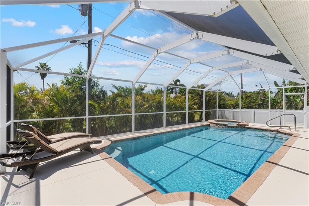 2228 26th TER CAPE CORAL, FL 33914