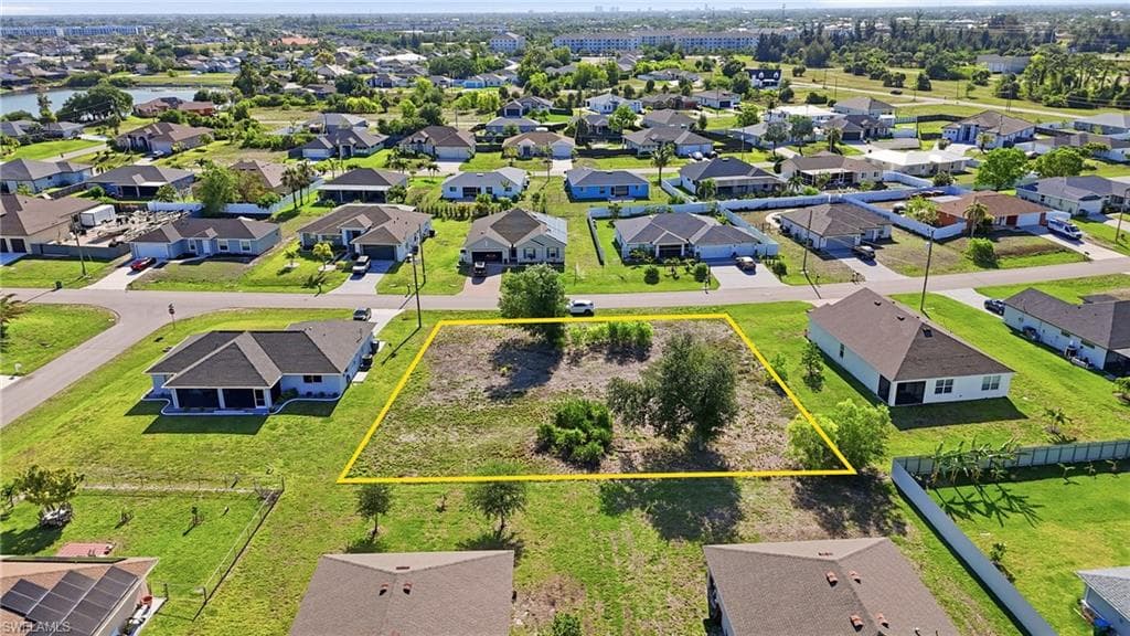 206 SW 11th AVE CAPE CORAL, FL 33991