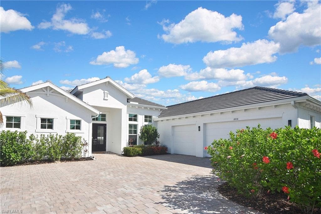 18958 Wildblue BLVD FORT MYERS, FL 33913