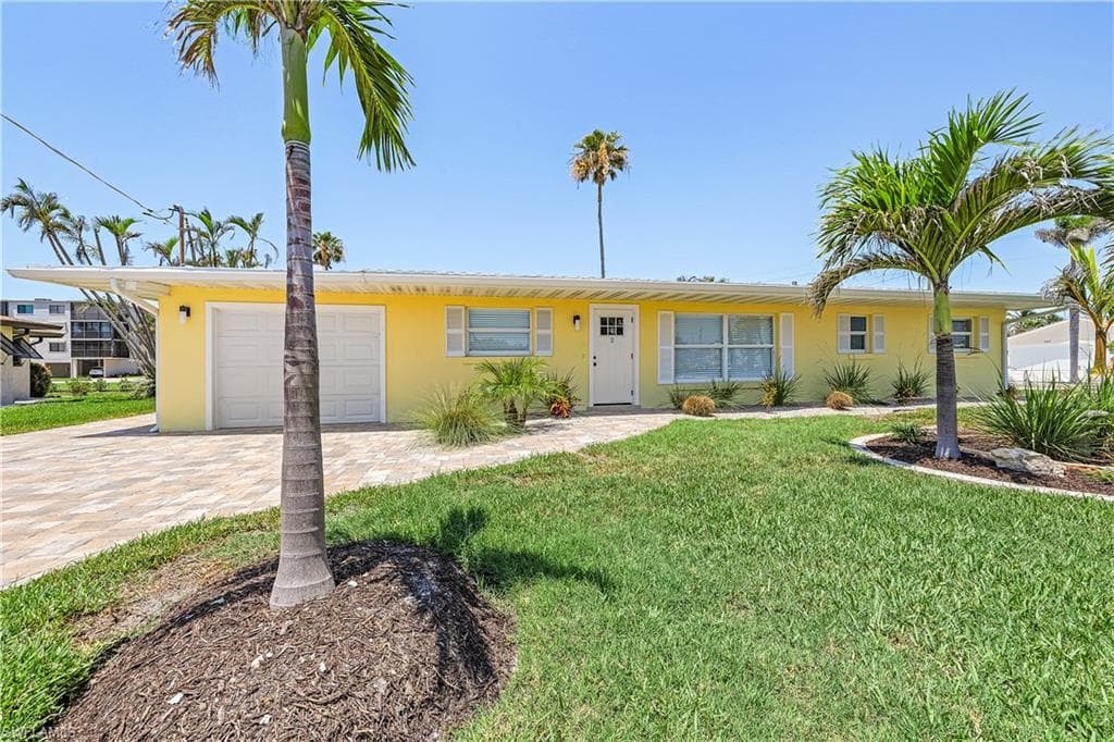 2 Fairview BLVD FORT MYERS BEACH, FL 33931
