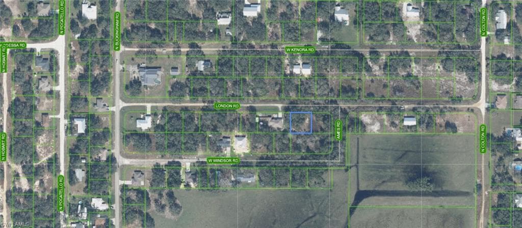 2621 London RD AVON PARK, FL 33825