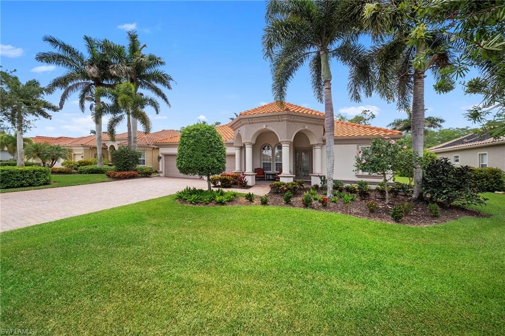 10053 Lions Bay CT NAPLES, FL 34120