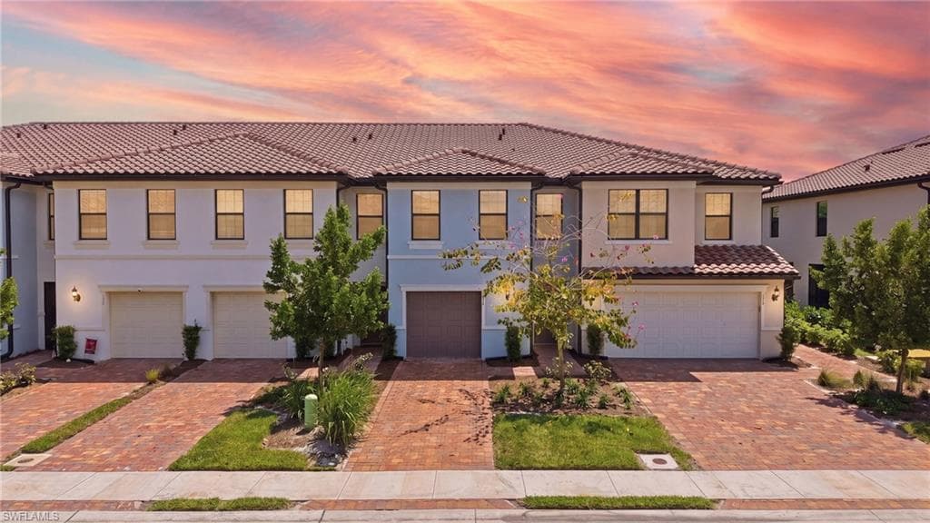 1516 Fells Cove LN CAPE CORAL, FL 33909