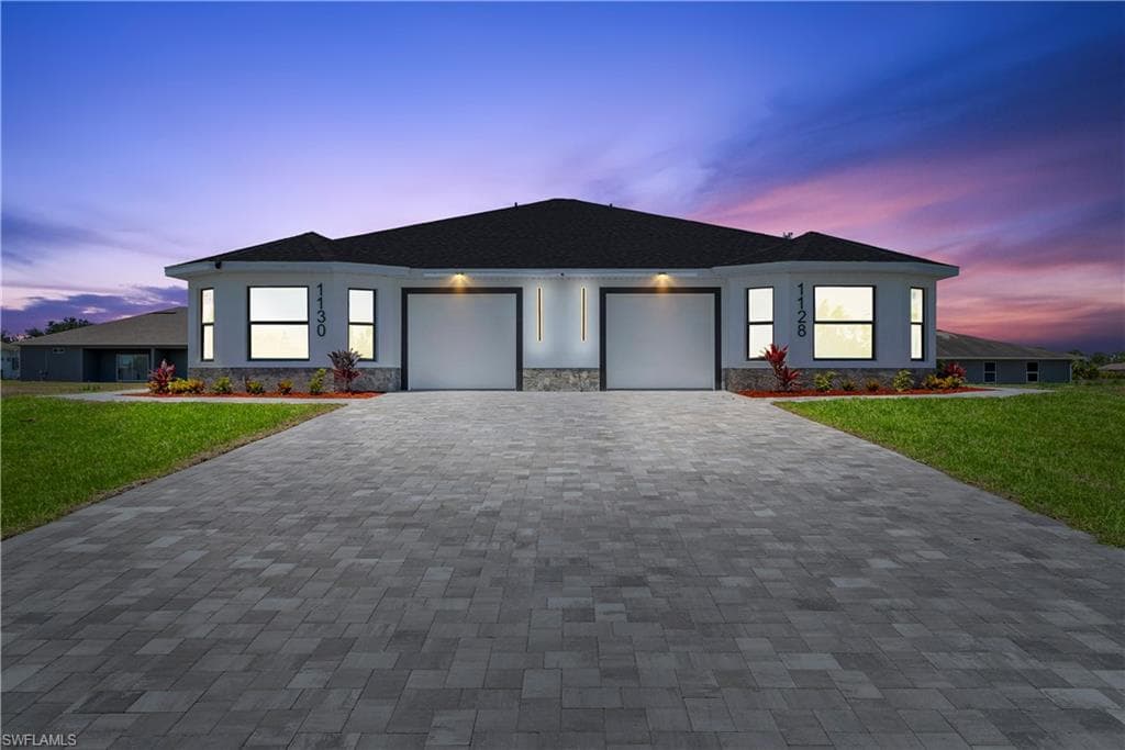 1128-1130 Graystone AVE LEHIGH ACRES, FL 33974