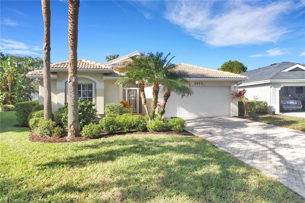 7477 Lourdes CT NAPLES, FL 34104