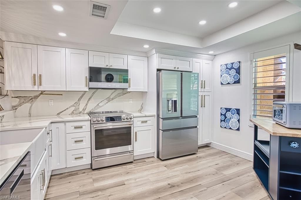 6549 Marissa LOOP 21 NAPLES, FL 34108