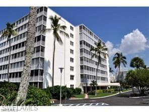 3 Bluebill AVE 505 NAPLES, FL 34108