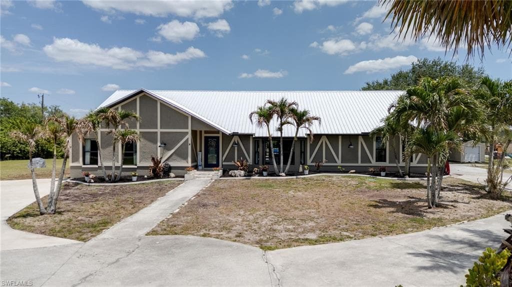 3440 Trail Dairy CIR NORTH FORT MYERS, FL 33917