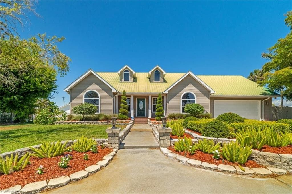 779 E Del Monte AVE CLEWISTON, FL 33440