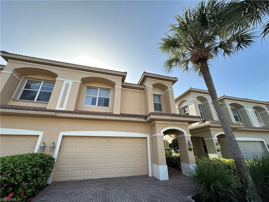 20561 Larino LOOP ESTERO, FL 33928