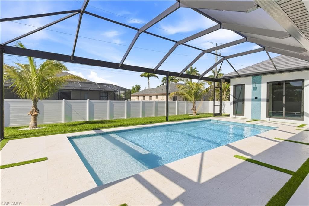 2739 SW 42nd LN CAPE CORAL, FL 33914