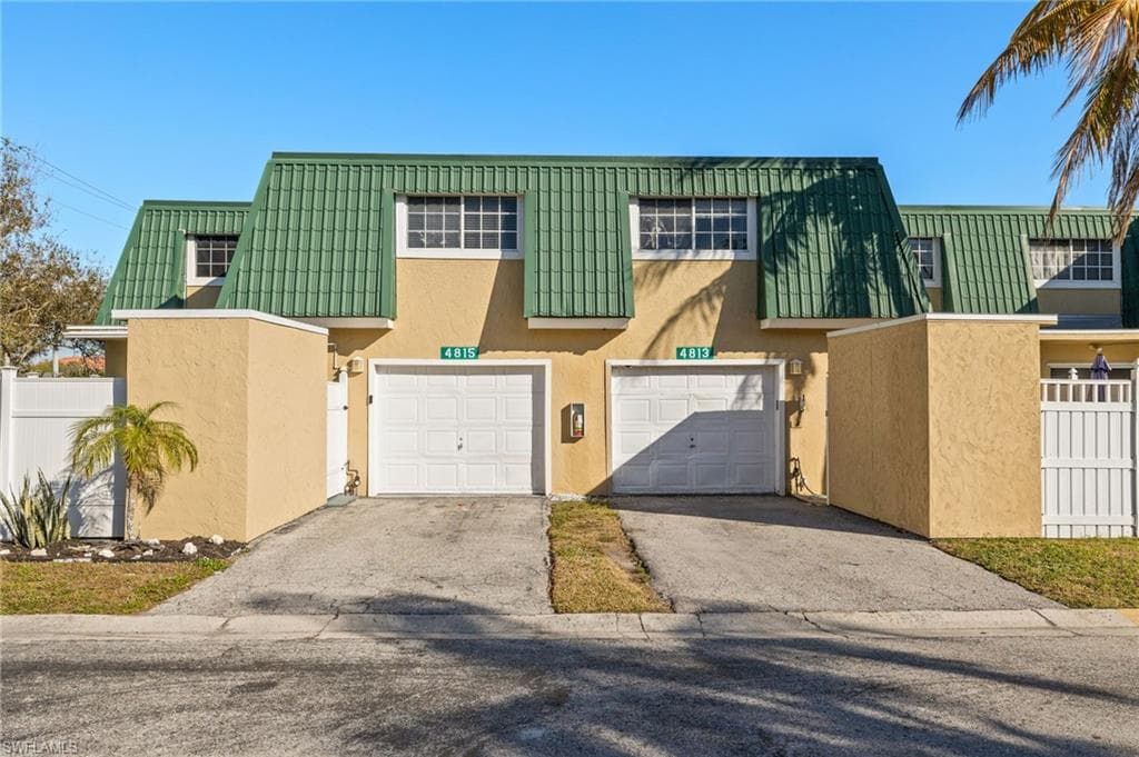 4815 Bluefish CT FORT MYERS, FL 33919
