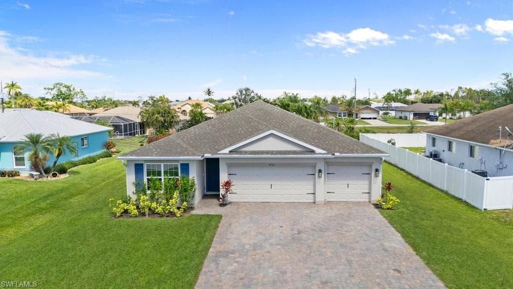 2721 SW 11th CT CAPE CORAL, FL 33914