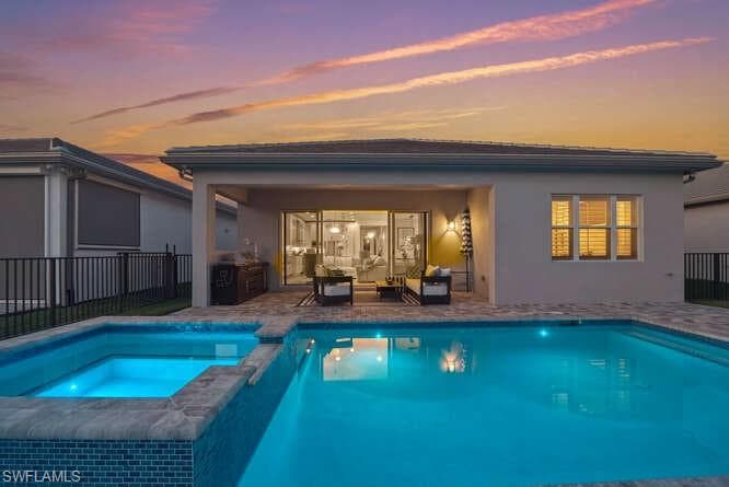 2872 Bloomfield WAY NAPLES, FL 34112