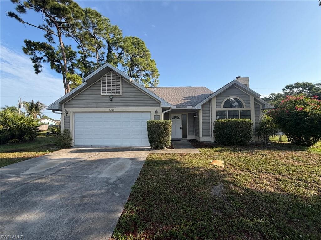 9225 Pineapple RD FORT MYERS, FL 33967