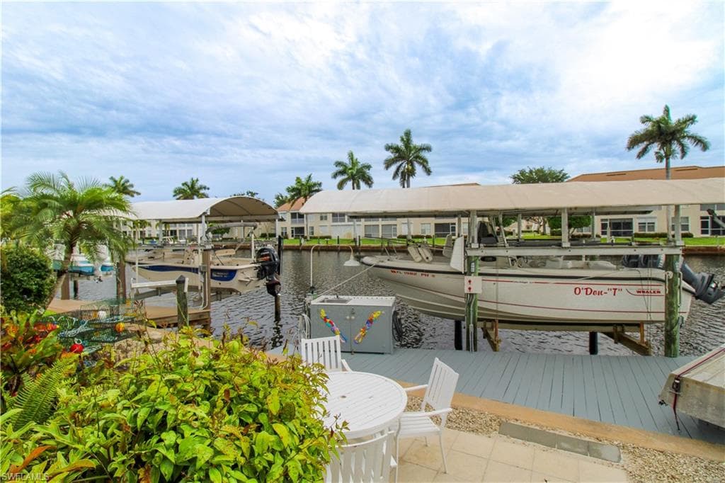 183 Eveningstar Cay NAPLES, FL 34114