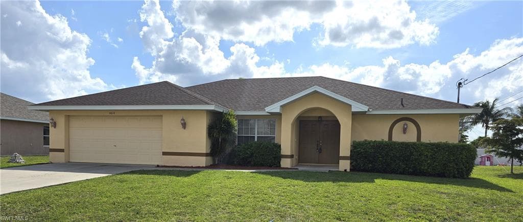4614 SW 9th PL CAPE CORAL, FL 33914