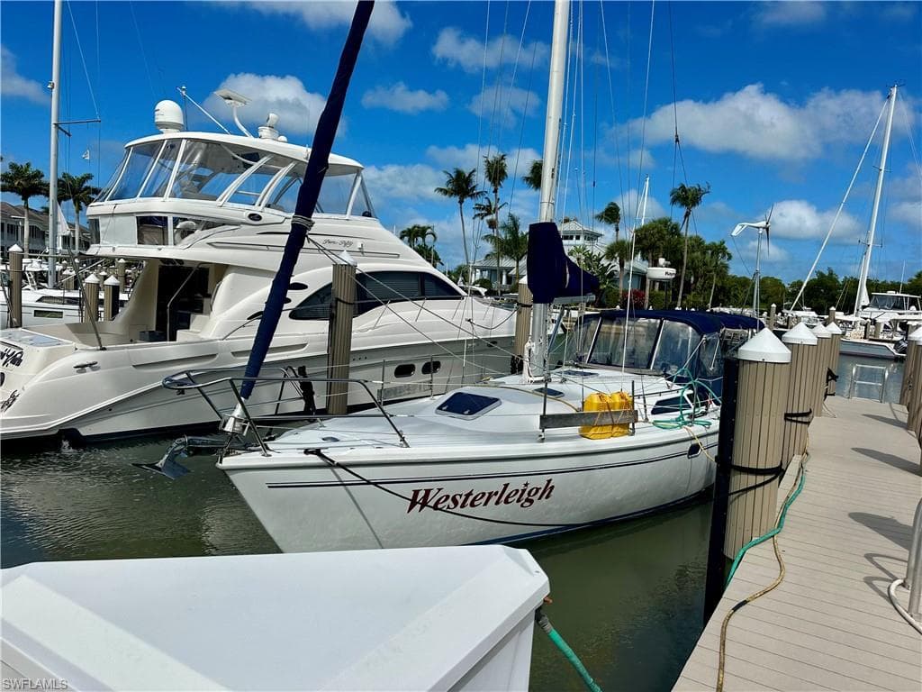 1777 Gulfstar DR S NAPLES, FL 34112