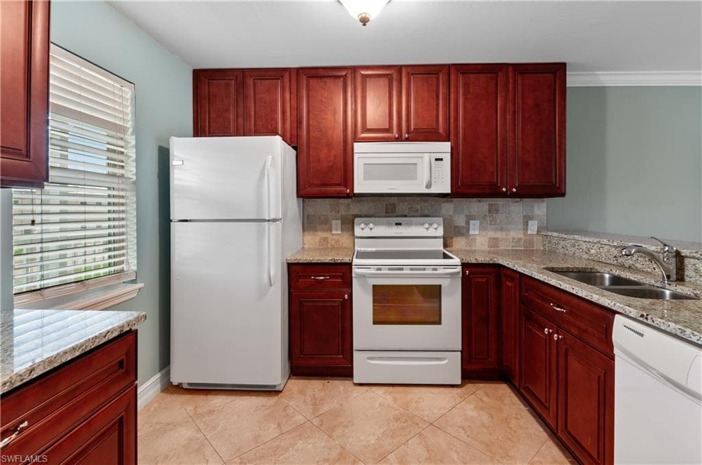 829 Elkcam CIR 2-208 MARCO ISLAND, FL 34145