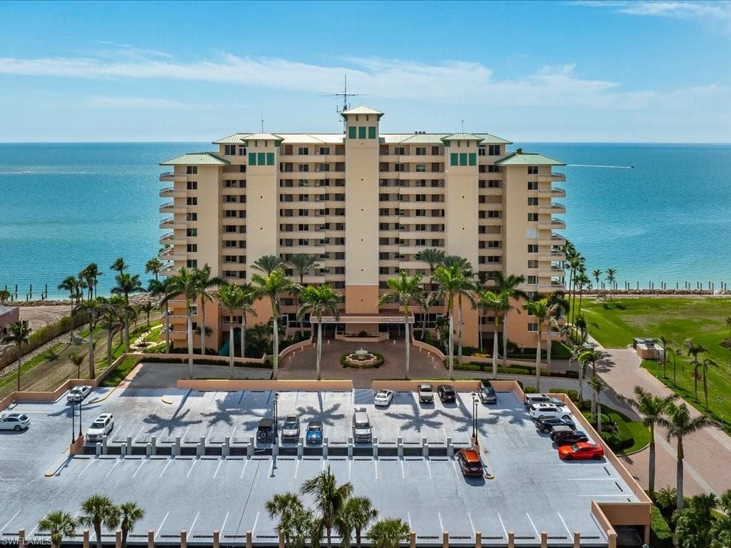 990 Cape Marco DR 307 MARCO ISLAND, FL 34145