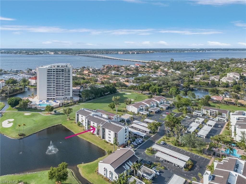 4585 Trawler CT 303 FORT MYERS, FL 33919