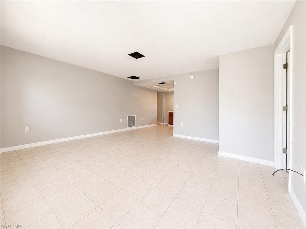 5461 11th AVE FORT MYERS, FL 33907