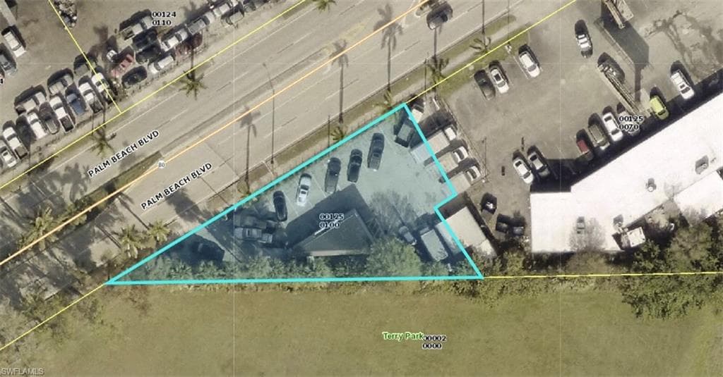 3426 Palm Beach BLVD FORT MYERS, FL 33916