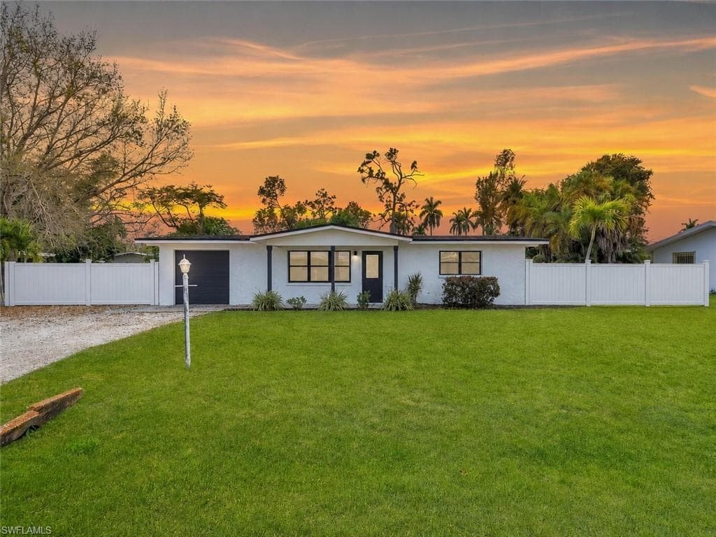 2224 Aldridge AVE FORT MYERS, FL 33907
