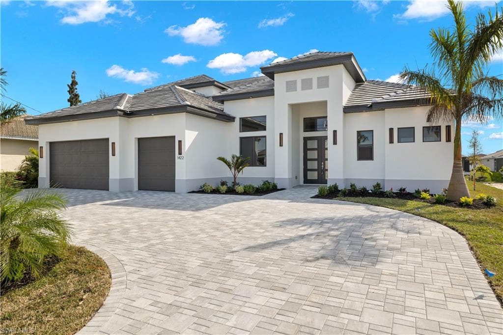 1422 Mohawk PKWY CAPE CORAL, FL 33914
