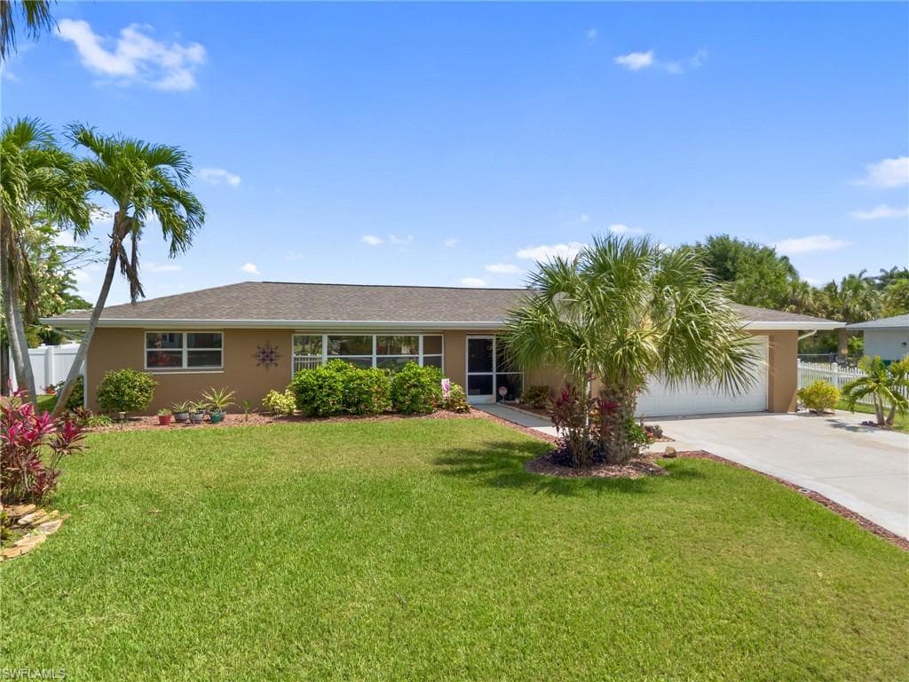 1685 N Hermitage RD FORT MYERS, FL 33919