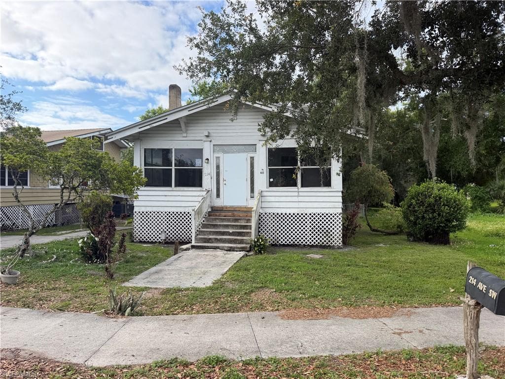214 Avenue K SW MOORE HAVEN, FL 33471