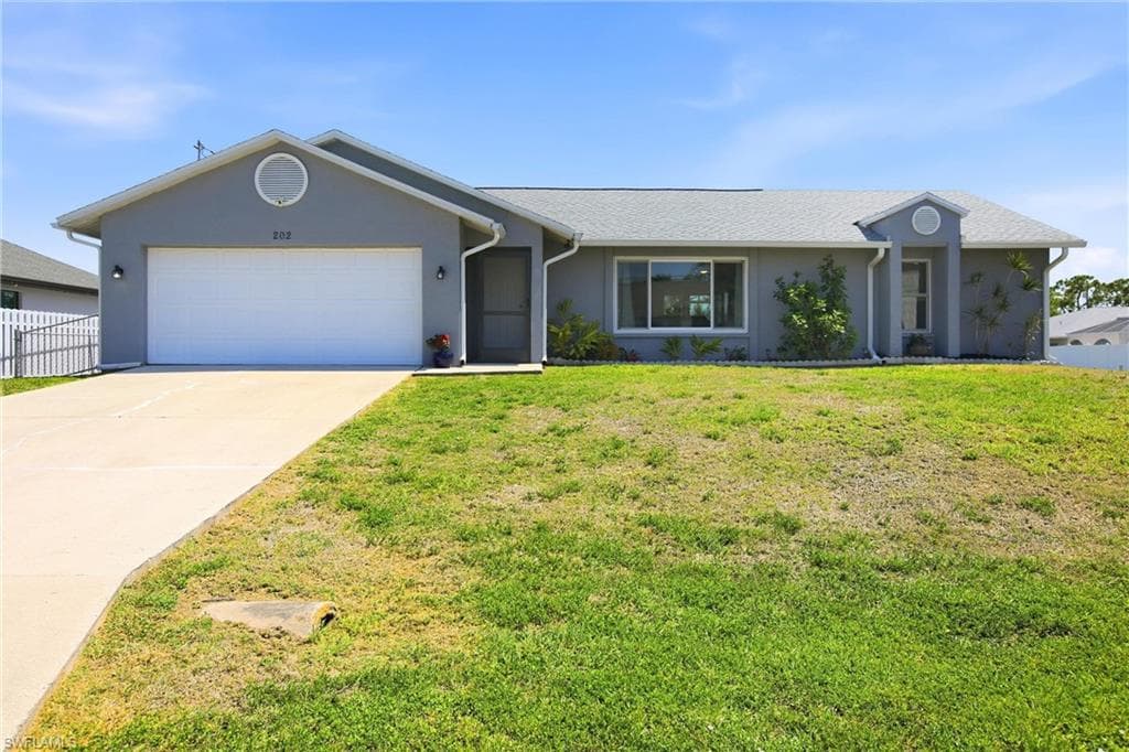 202 SE 10th TER CAPE CORAL, FL 33990