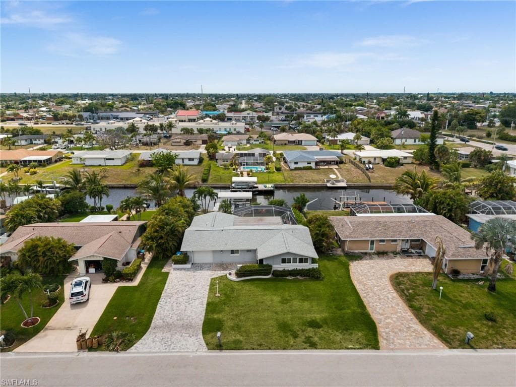 3014 SE 17th AVE CAPE CORAL, FL 33904