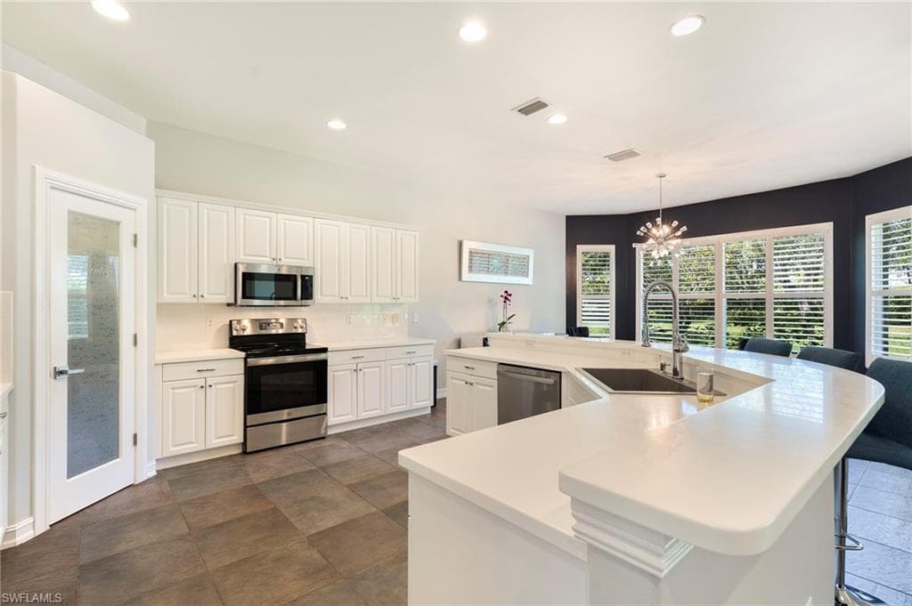 12557 Grandezza CIR ESTERO, FL 33928