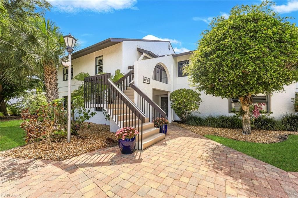 4300 Belair LN 12 NAPLES, FL 34103