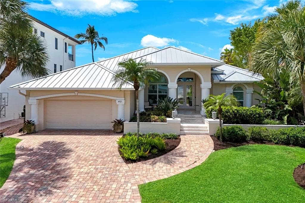 452 Willet AVE NAPLES, FL 34108